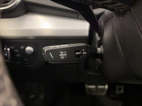 Used 2021 Audi SQ5 Prestige image 29