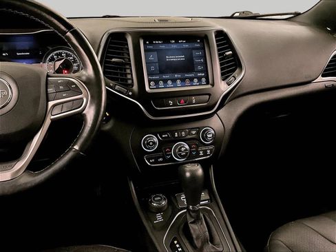 Used 2021 Jeep Cherokee Latitude Lux 80th Anniv w/ Quick Order Package 26U 80TH AWD/4WD image 6
