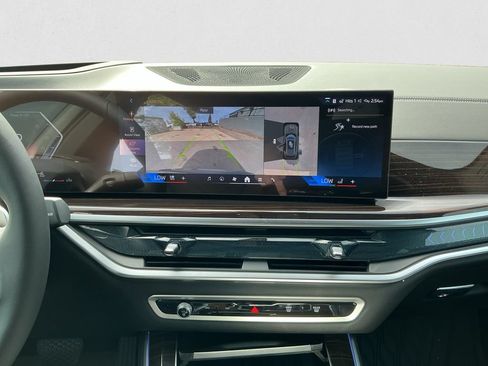 New 2026 BMW X5 xDrive40i w/ Premium Package AWD/4WD image 15