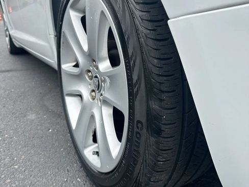 Used 2011 Jaguar XF RWD image 6