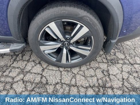 Used 2023 Nissan Rogue SL w/ SL Premium Package FWD image 11
