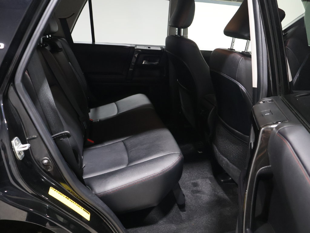Used 2022 Toyota 4Runner TRD Off-Road Premium w/ Moonroof Package AWD/4WD image 22