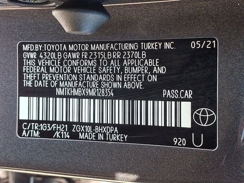 Used 2021 Toyota C-HR LE FWD image 26