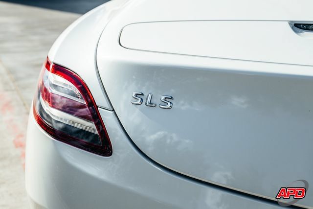 Used 2012 Mercedes-Benz SLS AMG Roadster image 36
