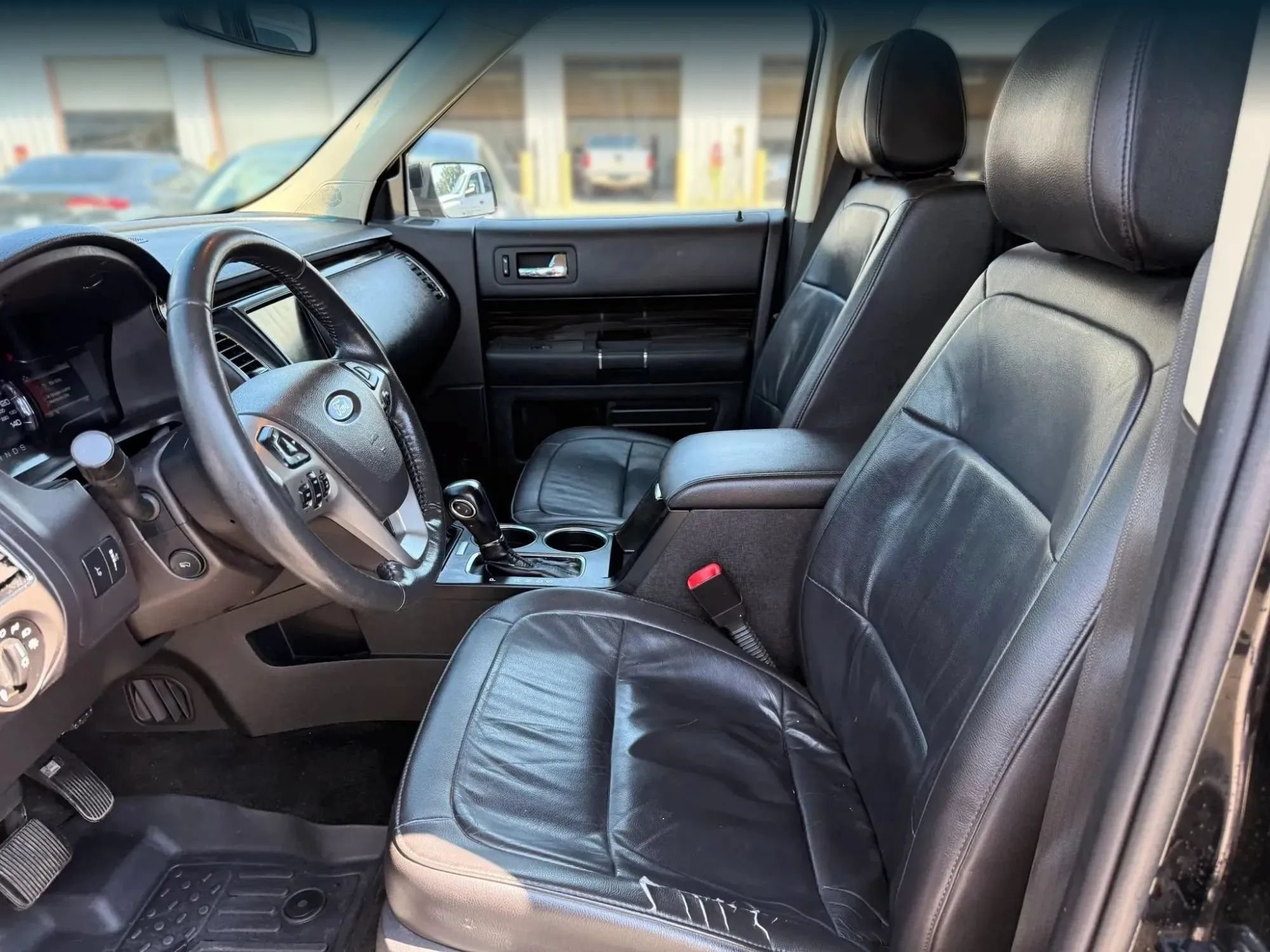 Used 2018 Ford Flex SEL w/ Equipment Group 202A AWD/4WD image 2