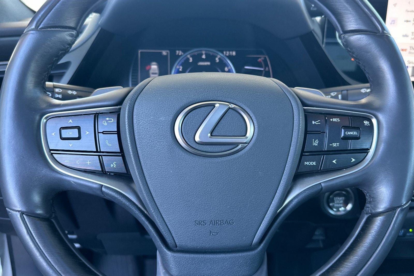 Used 2023 Lexus ES 350 Ultra Luxury w/ Accessory Package (Z2) FWD image 27