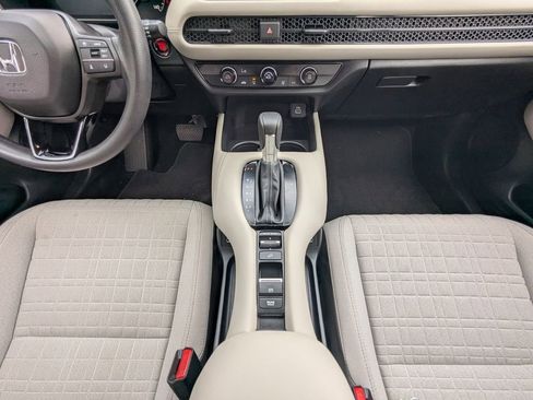Used 2023 Honda HR-V LX image 18