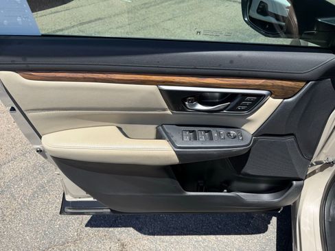 Used 2018 Honda CR-V EX-L image 11