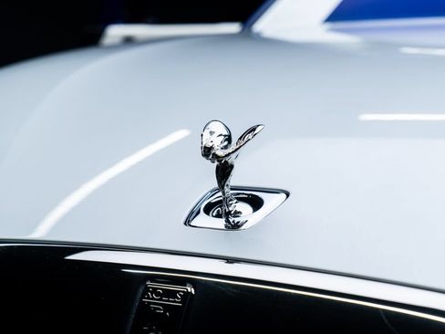 Used 2024 Rolls-Royce Spectre w/ Spectre Launch Package AWD/4WD image 5