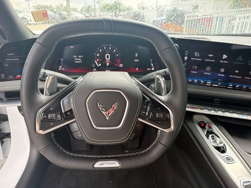 Used 2026 Chevrolet Corvette Z06 RWD image 14
