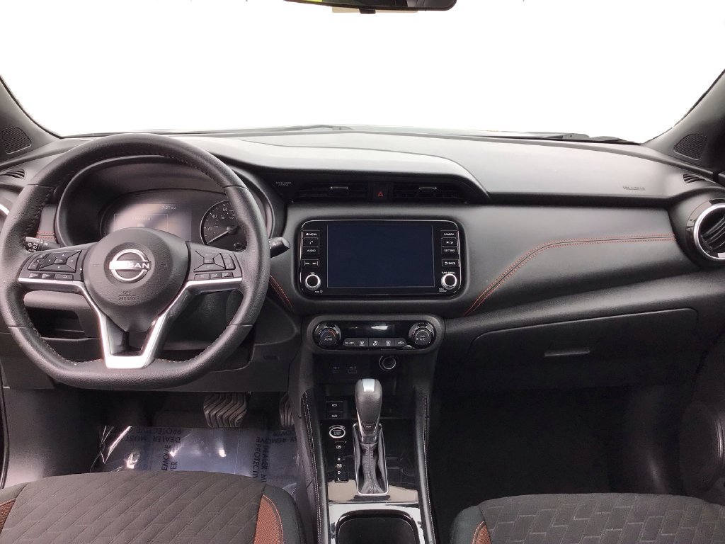 Used 2024 Nissan Kicks SR FWD image 23