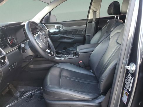 Used 2022 Kia Sorento SX image 19