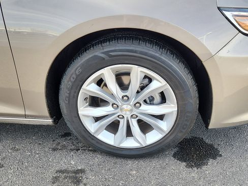 Used 2023 Chevrolet Malibu LT image 9