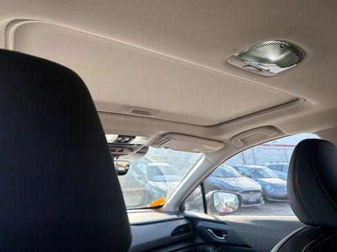 Used 2025 Subaru Crosstrek 2.5i Limited w/ Crosstrek Mirror Package image 12