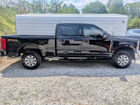 Used 2024 Ford F250 XLT w/ FX4 Off-Road Package AWD/4WD image 2