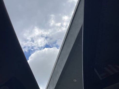 Used 2023 Kia Sorento S w/ Panoramic Sunroof Package FWD image 15