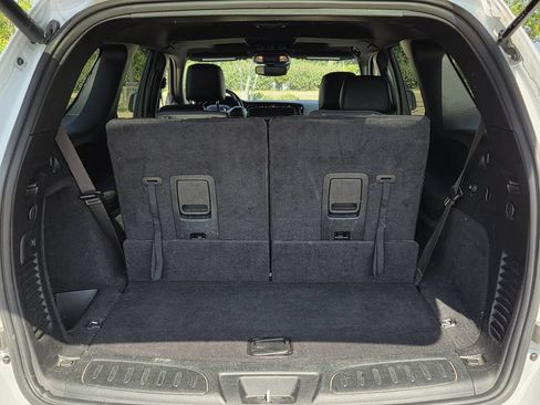 Used 2024 Dodge Durango GT RWD image 32