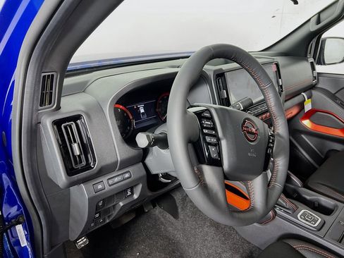 New 2026 Nissan Frontier PRO-4X w/ Pro-4x Convenience Package image 8