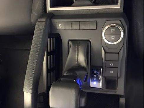 Used 2025 Toyota Tacoma SR5 image 19