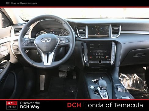 Used 2021 INFINITI QX50 Sensory image 8