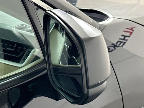 Used 2023 Toyota RAV4 LE image 10