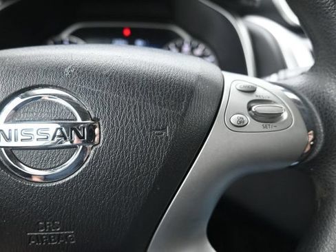 Used 2017 Nissan Murano S FWD image 25