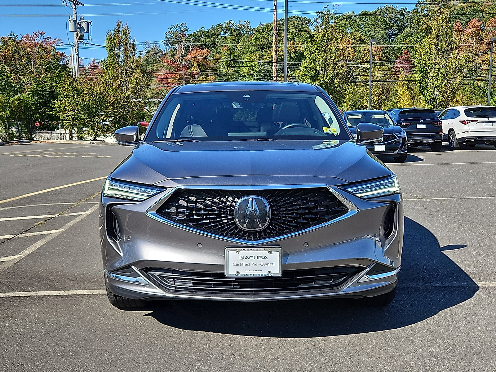 Certified 2022 Acura MDX w/ Technology Package AWD/4WD image 2