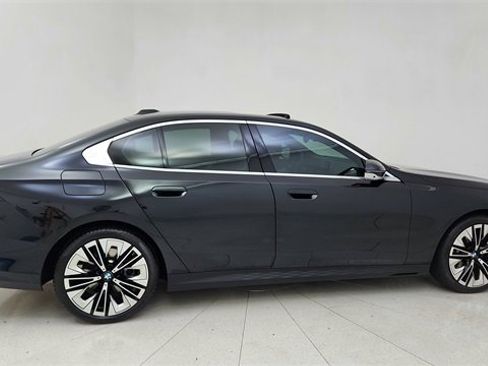 Used 2026 BMW 540i xDrive 540i xDrive image 6