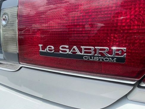 Used 2004 Buick Le Sabre Custom FWD image 5