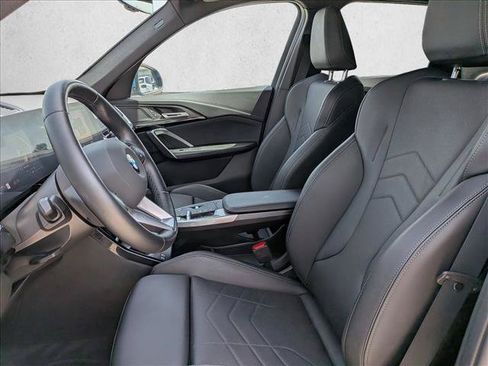 Used 2025 BMW X1 xDrive28i AWD/4WD image 11