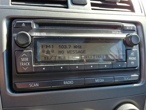 Used 2012 Toyota Corolla S image 18