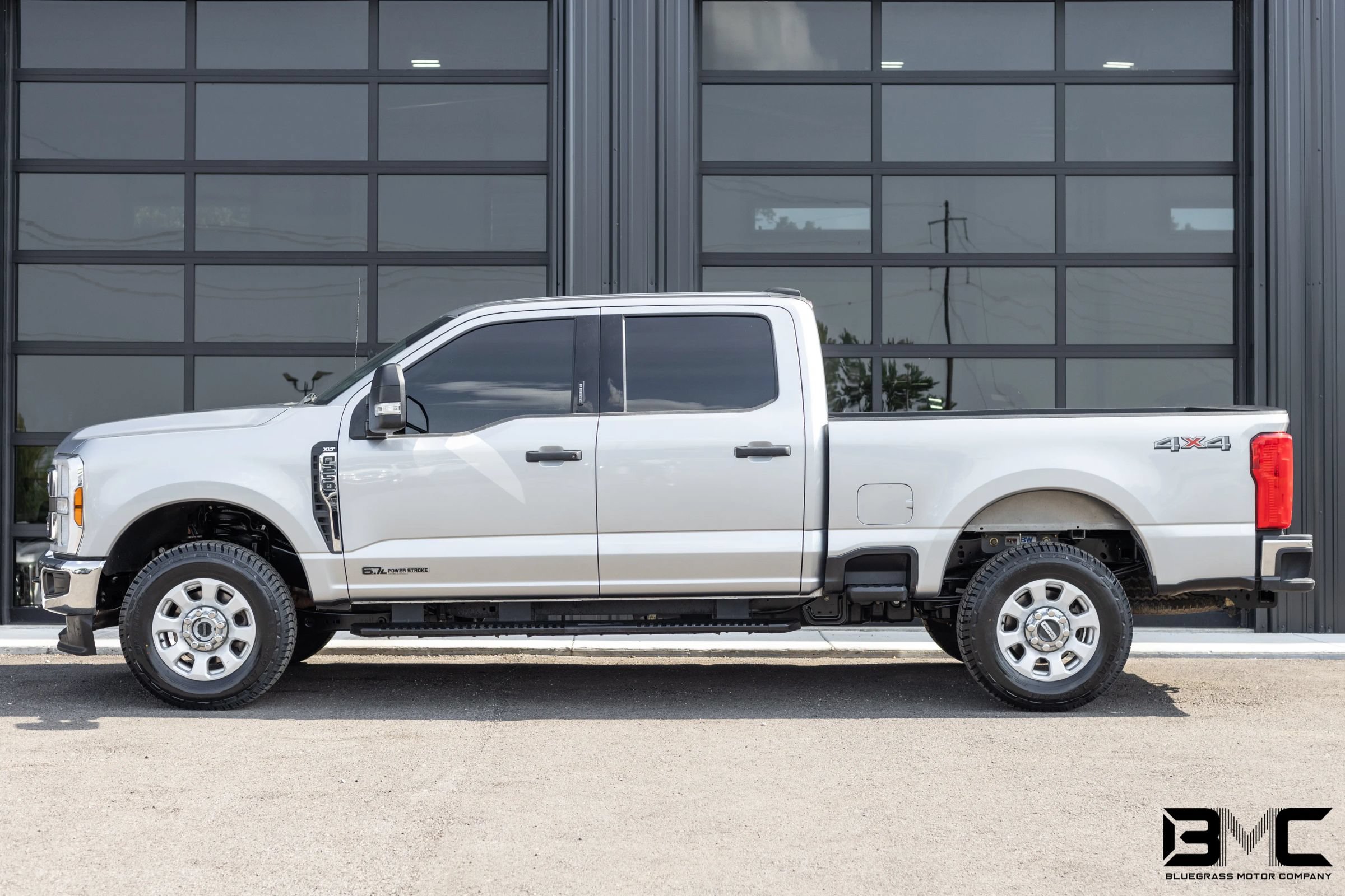 Used 2024 Ford F250 XLT AWD/4WD image 4