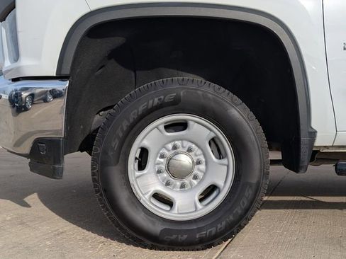 Used 2021 Chevrolet Silverado 2500 W/T image 10