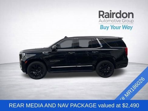 Used 2021 GMC Yukon SLT w/ SLT Luxury Plus Package image 4