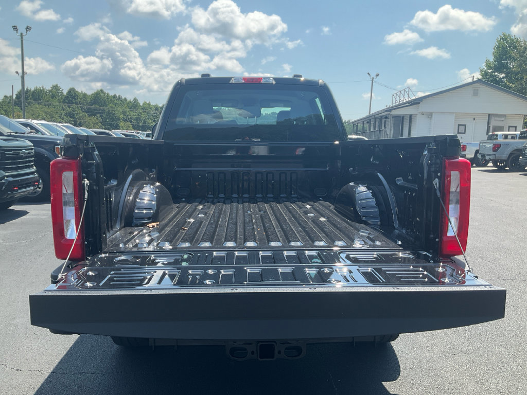 New 2026 Ford F250 XL w/ STX Appearance Package AWD/4WD image 19