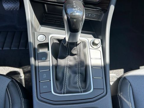 New 2026 Volkswagen Jetta SE FWD image 34