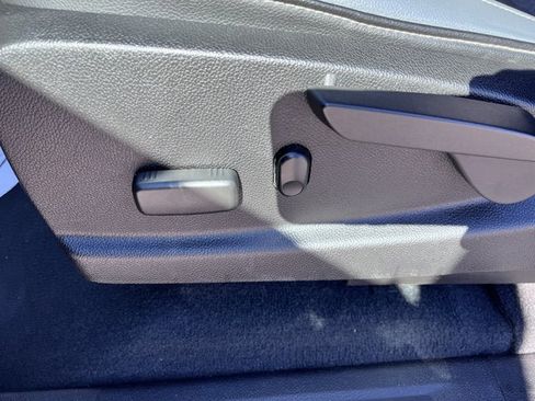 Used 2021 Chevrolet Colorado Z71 image 14