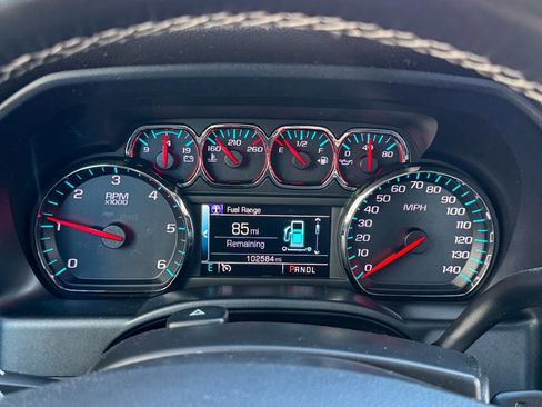 Used 2018 GMC Sierra 1500 SLE w/ SLE Value Package image 22