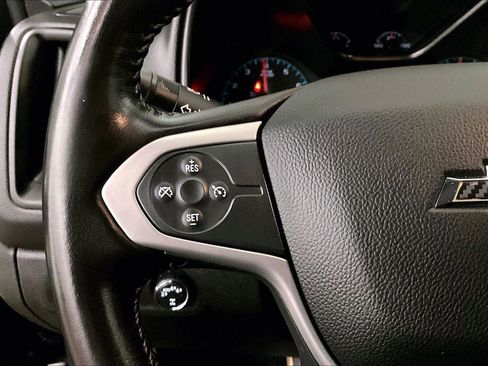 Used 2022 Chevrolet Colorado LT w/ LT Convenience Package image 17