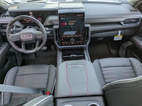New 2026 GMC Yukon XL AT4 Ultimate w/ LPO, Illumination Package AWD/4WD image 17