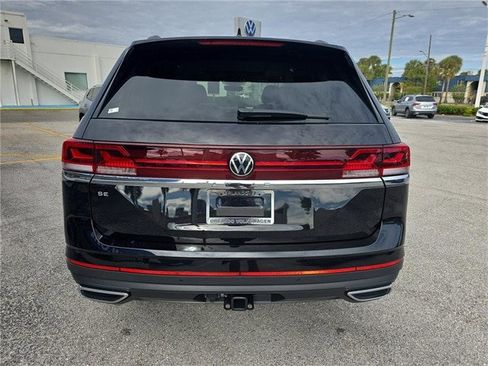 New 2026 Volkswagen Atlas SE image 4