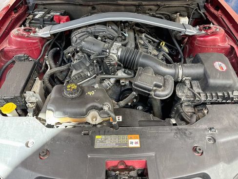 Used 2012 Ford Mustang Premium RWD image 29