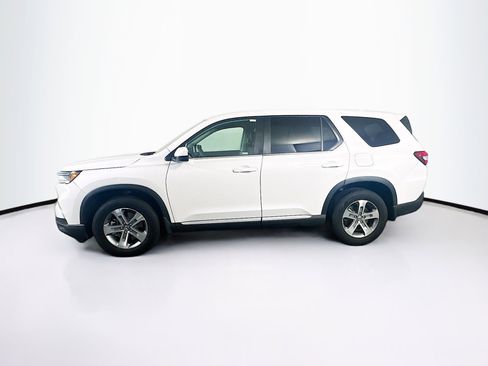 Used 2025 Honda Pilot EX-L image 4