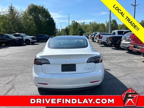 Used 2022 Tesla Model 3 Long Range AWD/4WD image 9