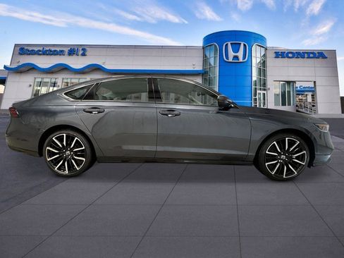 New 2026 Honda Accord Touring image 8