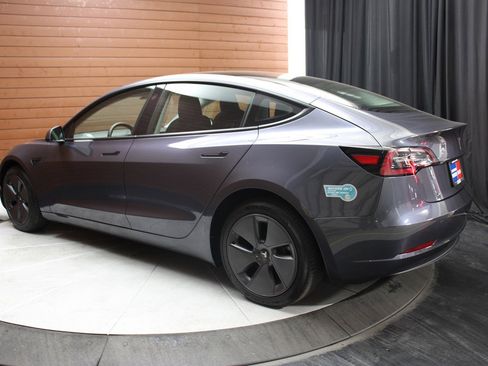 Used 2023 Tesla Model 3 Standard Range image 8