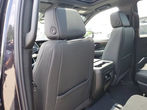 New 2026 Chevrolet Tahoe High Country w/ LPO, Illumination Package AWD/4WD image 14