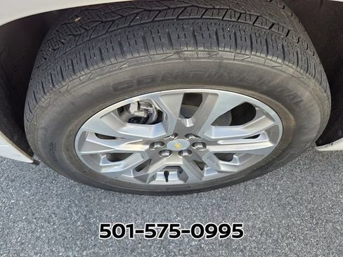 Used 2021 Chevrolet Traverse Premier FWD image 7