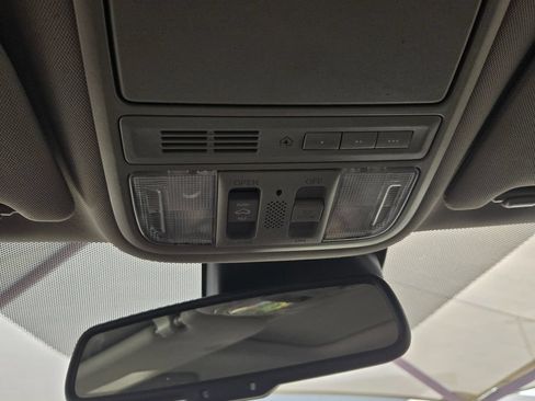 Used 2014 Honda Odyssey EX-L image 16