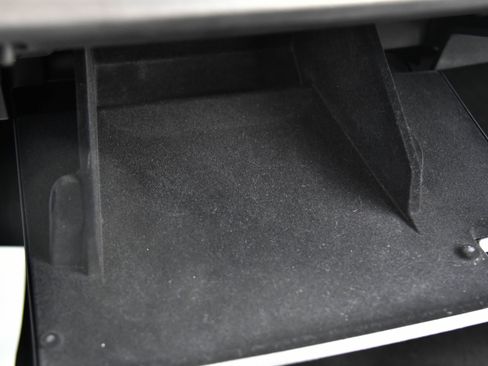 Used 2023 Nissan Ariya AWD image 28